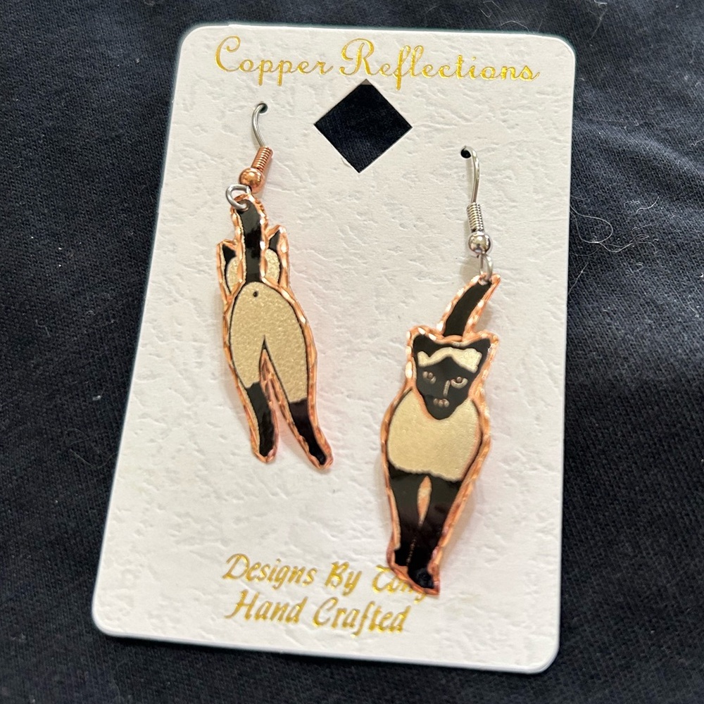 Siamese cat earrings